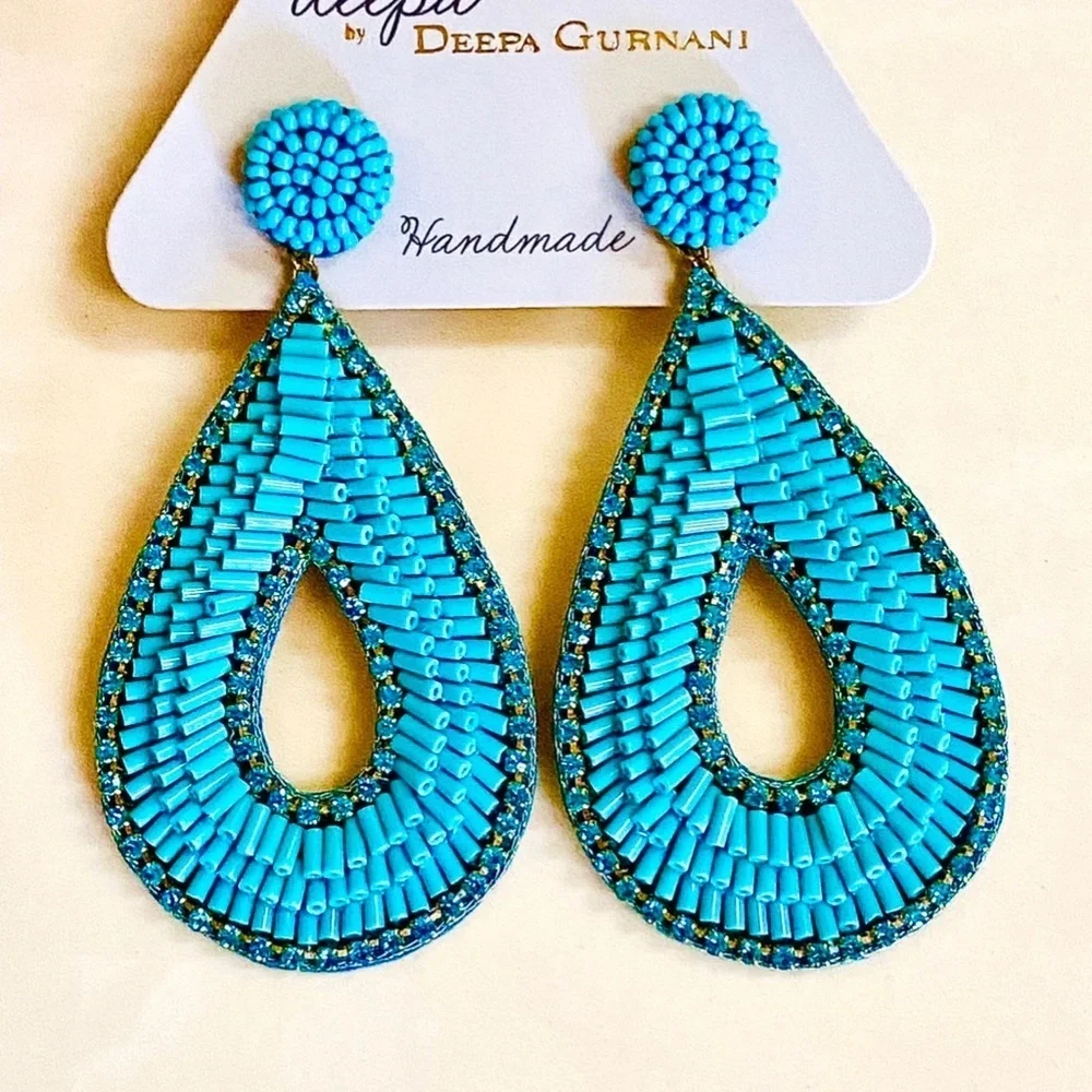 🌟 HOST PICK 🌟 Like New Anthropologie Deepa Gurnani Turquoise Hoop Chande… - Picture 8 of 15